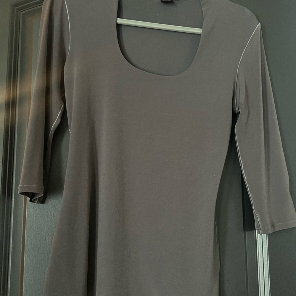 Eva Varro Charcoal top